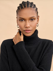 Solid Lean Lines Turtleneck - La Ligne